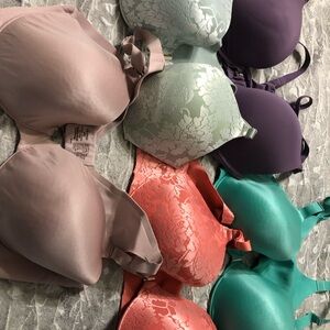 5 Soma bras size 40C